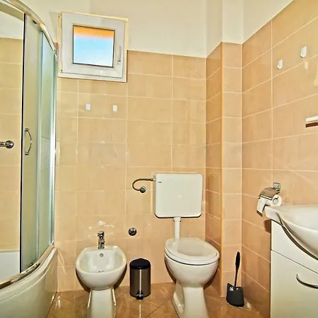 Nina Apartment