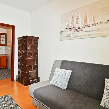 Apartment Nina