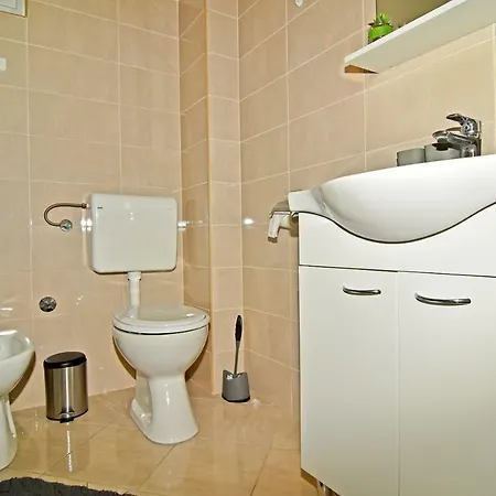 Apartment Nina *